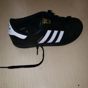 Meet your Posher, Nita